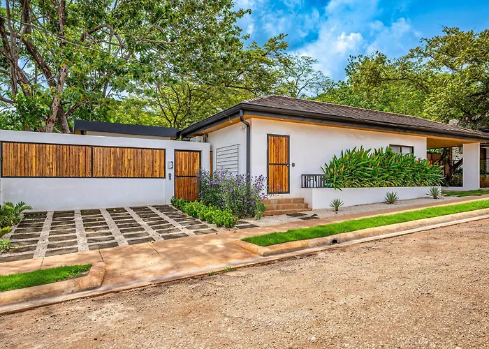 Modern 4Br Family Home W/ Pool In Tamarindo * Tamarindo